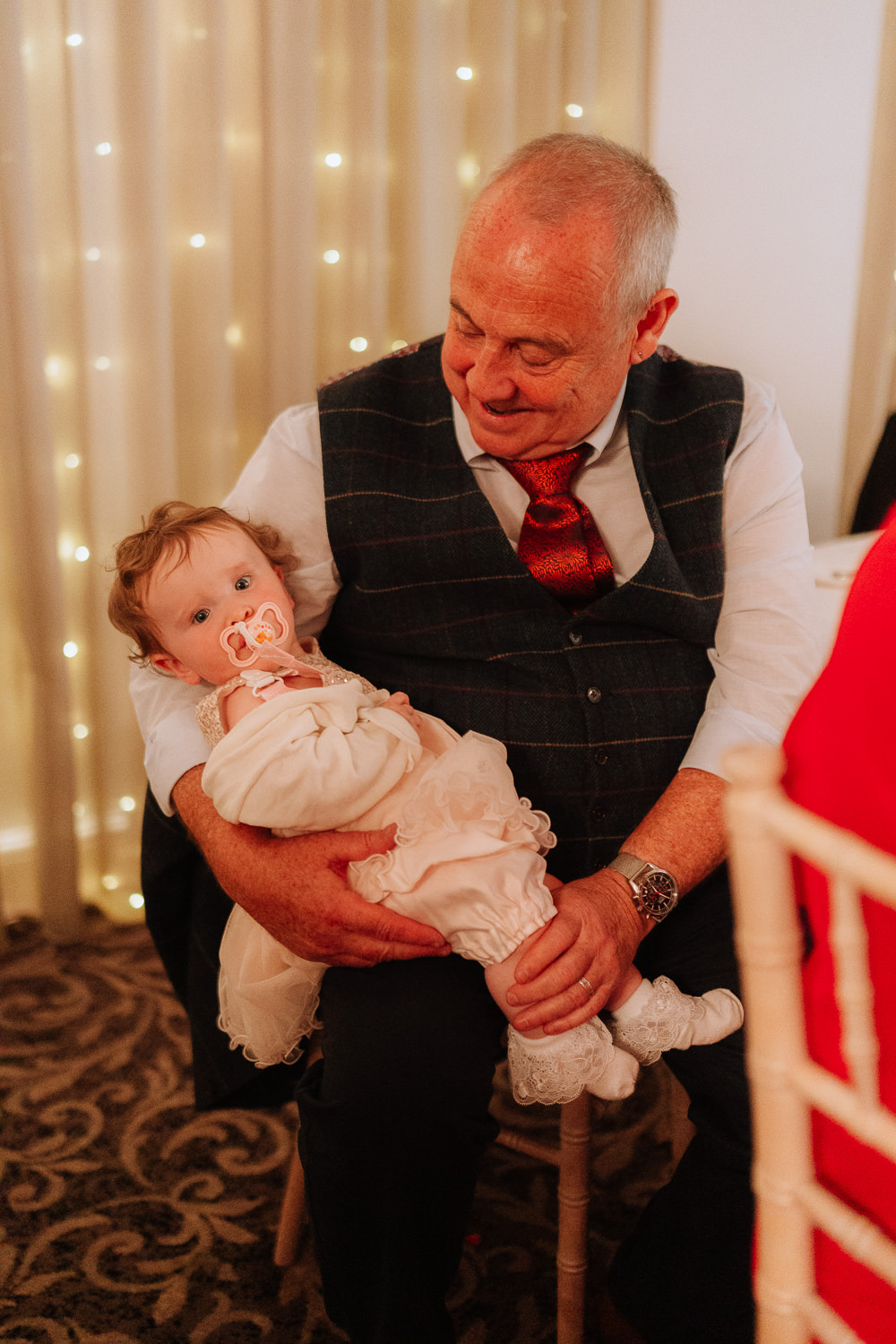 THE BEAR HOTEL WEDDING PHOTOGRAPHY COWBRIDGE 023 THE BEAR HOTEL WEDDING PHOTOGRAPHY COWBRIDGE 023